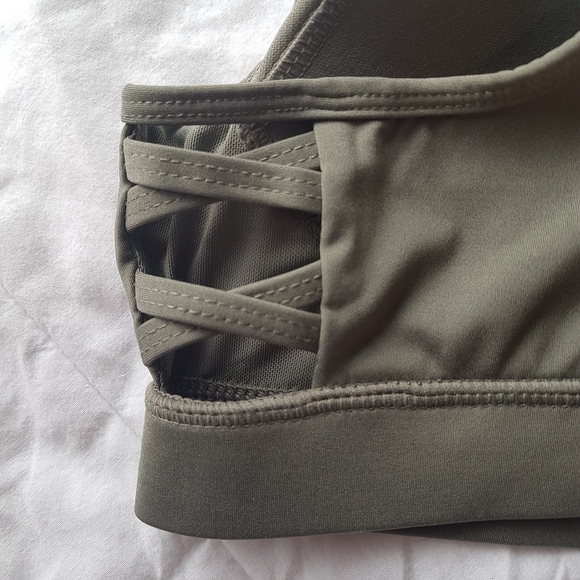 Queenieke High Impact Sports Bra - Picture 5 of 7